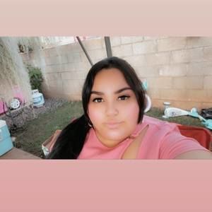 Meet your Posher, Kamalani